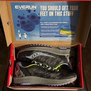 Saucony EVERUN Athletic Sneakers [worn 1x]